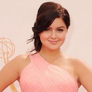 Ariel Winter’s 12 Sexiest Red Carpet Looks: Cleavage-baring Gowns Ariel Winter’s 12 Sexiest Red Carpet Looks: Cleavage-baring Gowns