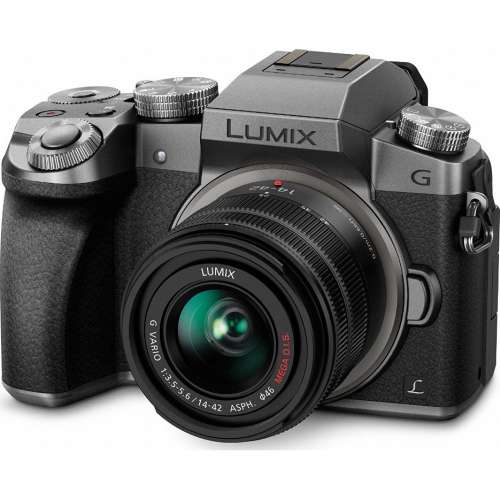 Panasonic LUMIX G7 DSLM Camera with 14-42mm Lens + 64GB Bundle