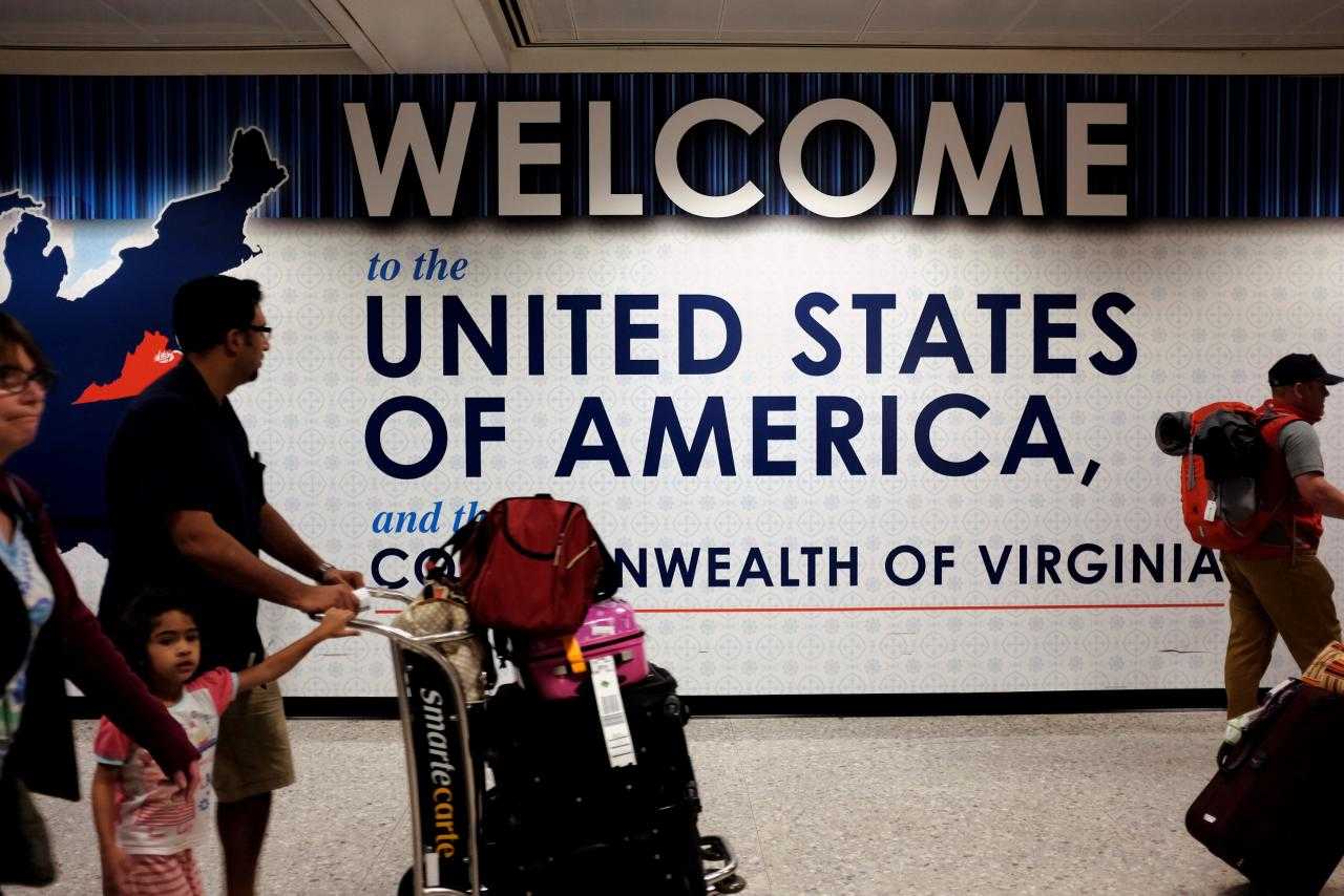 Trump Slaps Travel Restrictions On North Korea, Venezuela In Sweeping New Ban